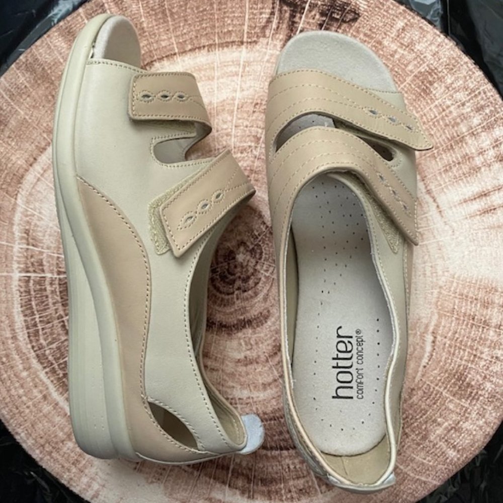 Hotter Florence Leather Two-Tone Sandal 7 1/2